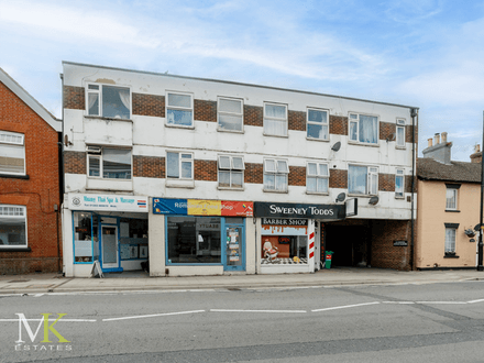 Two Double bedroom First Floor Apartment