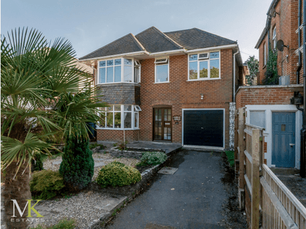 4 Bedroom Detached House